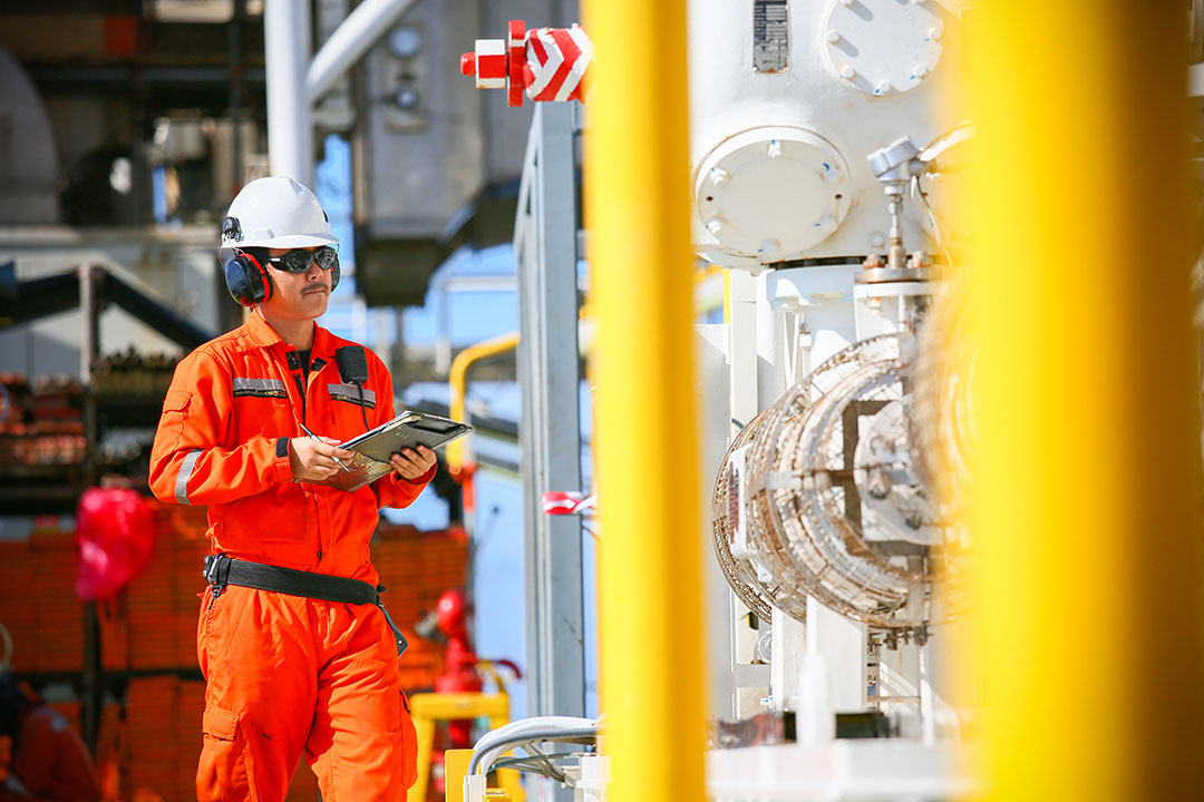 Health and safety jobs in the oil industry
